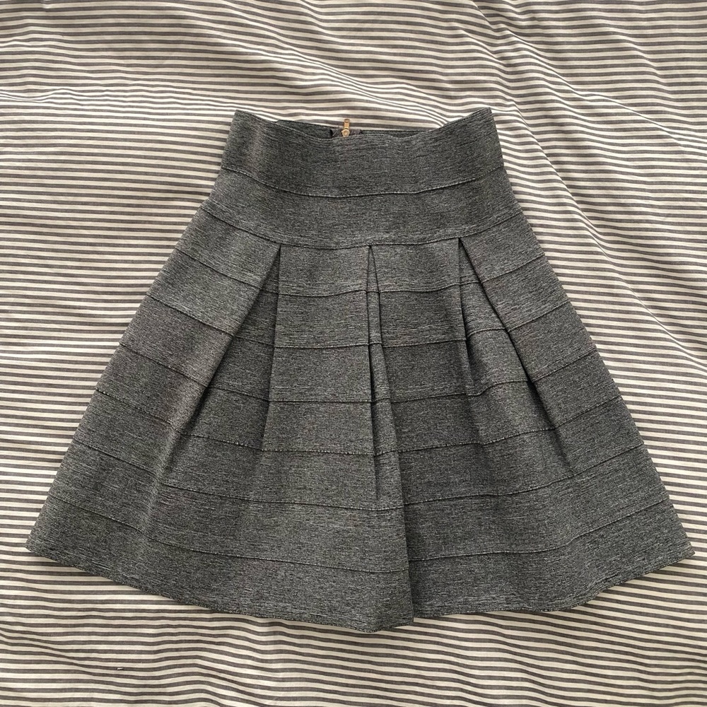 NWT Francesca’s Gray Structured High-waisted Mini Skirt